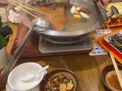 -黔哆哆地摊酸汤火锅(清湖店)
