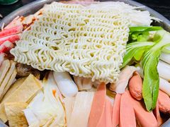 传统部队火锅-the frypan韩国炸鸡啤酒(五路居店)