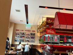 -顺溜·手工刀削面·黑金店(铜锣湾店)