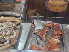 -姐妹临高乳猪店(海垦路店)
