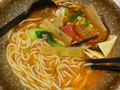 傣味酸辣米线-蒙自源米线大王(东站店)