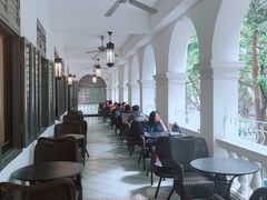 -星巴克臻选(广州沙面店)