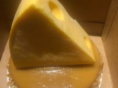 芝士咸蛋黄蛋糕-星巴克(广州动漫星城东区店)