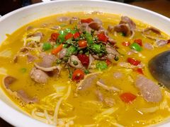 酸汤牛舌-宴小馆·小海鲜青岛菜(五四广场店)