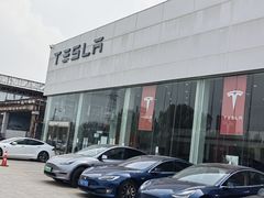 -TESLA 特斯拉(北京南四环中路特斯拉中心)