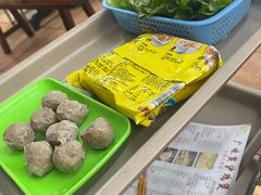 -广味炭炉鸡煲(宝业路分店)