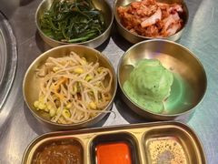 -釜山火炉·海鲜烤肉(紫藤路店)