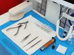 -Andrew指甲专科灰指甲·甲沟炎矫正·3D步态矫形鞋垫定制(上海法华镇路旗舰店)