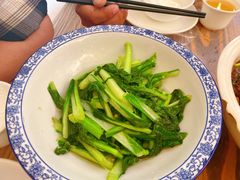 清炒时蔬-栖凤渡烧鸡公