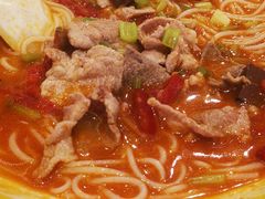 -粉小主·贵州酸汤牛肉粉(南京仙林金鹰店)