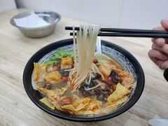 鲜味螺蛳粉-笋果坊螺蛳粉(竹园小区店)