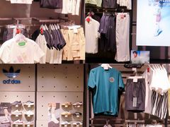 -王府井百货熙地港店