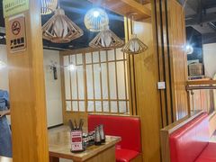 -小椒羊.羊肉粉 龙虾 羊肉串(新地旗舰店)