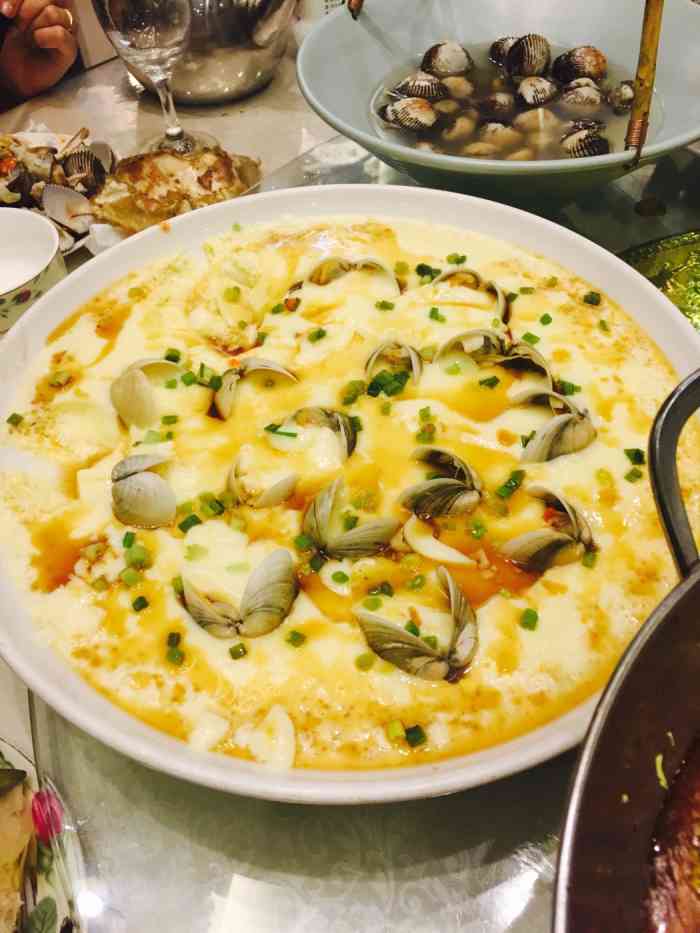 黑沿子海鲜馆(卫国路店)-"抱着很大的西藏去的,以为海边城市的小海鲜.