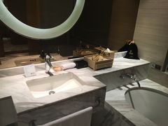 -上海中航虹桥机场泊悦酒店