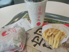 -麦当劳(东方时代广场分店)