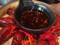 -巴厘龙虾·榜首油焖大虾(音乐学院·沿江酒馆店)