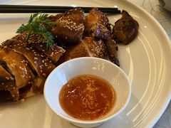 -荣誉海鲜酒楼(海湾店)