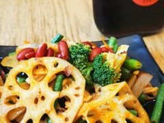 关中素拼-北往西·西安油泼面(万德庄店)