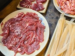 -叶二姐九尺鹅肠火锅(南部新城店)