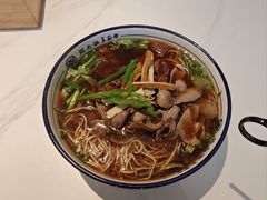 -镇南锅盖面馆(解放路店)