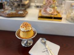 -Café Monson