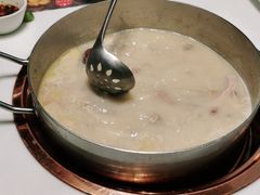 -洪氏嗨捞·猪肚鸡火锅(阳光天地店)