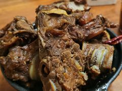 羊羯子-宝瑞门钉肉饼店