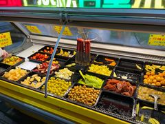 自助取餐区-老炳·七丛松甘草水果