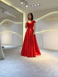 -GRACE KELLY婚纱与礼服(天津店)
