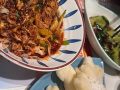 -黄记煌三汁焖锅(新佳丽江汉路店)