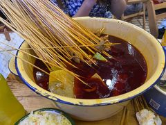 -拈签一笑黄牛肉辣卤串串