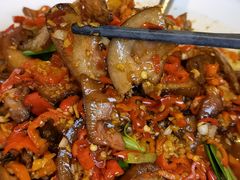 -有红鸡毛店·川菜(建设路店)