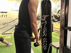 -MADFIT迈非健身(阳光天地店)