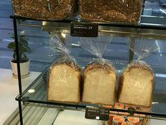 -BreadTalk面包新语(长寿路地铁站店)