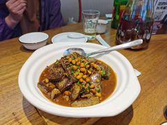 -俭寨大盘鸡·手抓肉·烧烤新疆菜(乌苏路店)
