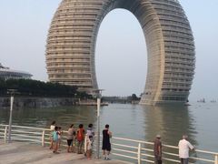 -湖州太湖旅游度假区-月亮广场