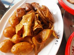 -老鼎万春卤菜(五代传承创始老店)