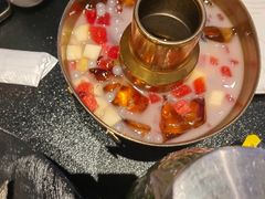 -辣尚瘾·烤鱼·新川菜(牡丹园直营店)