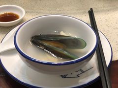 -谊荣海鲜大牌档(石湖店)
