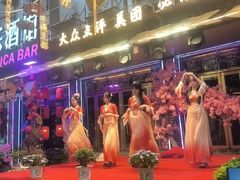 -喜鹊音乐酒馆(西街店)