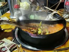-灌县老妈砂锅串串香(万科红生活广场店)