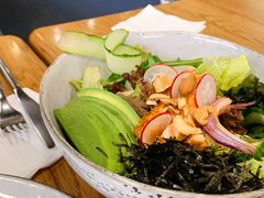 煎三文鱼配野米-Wagas沃歌斯(太古汇店)
