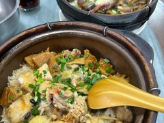 -容里煲仔饭(利丰北路店)
