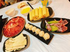 -鲜入围煮花胶鸡海鲜火锅