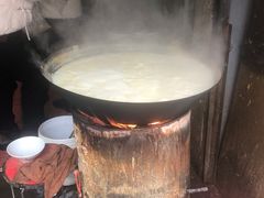 -云南大锅豆浆店