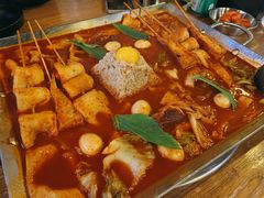 鱼饼火山炒年糕-包装马车·韩国料理·포장마차