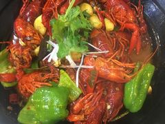 -虾弄弄海派小龙虾·牛羊蝎子火锅