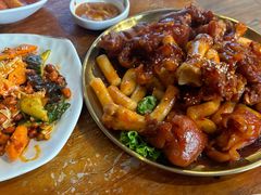 -喇喇排骨火锅·传统韩式脊骨汤(望京西园总店)