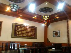 大堂-石头门坎